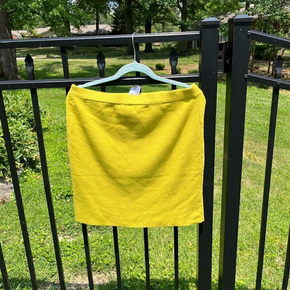 Anthropologie Flat White Patch Pocket Sweater Skirt Set NWT - Picture 8 of 13